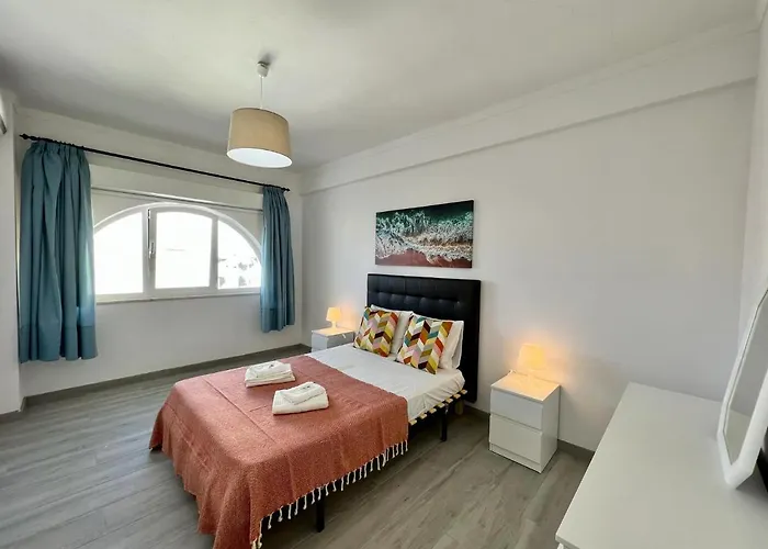 شقة Downtown With Pool By Homing *