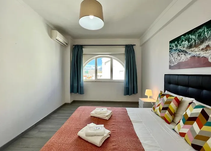 Downtown With Pool By Homing شقة *