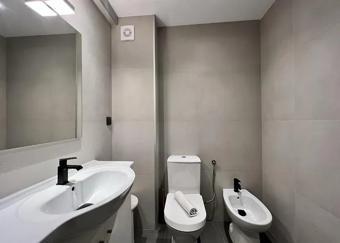 Downtown With Pool By Homing شقة *